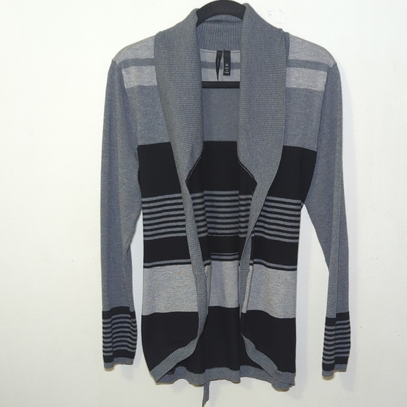 New Directions Gray + Black Belted Open-Front Shawl Collar Cardigan Size M - Picture 1 of 4